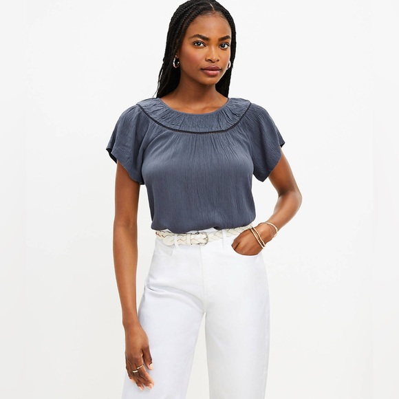 NWT LOFT‎ Cutout Yoke Flutter Sleeve Mixed Media Top Sz S Petite - Picture 1 of 9